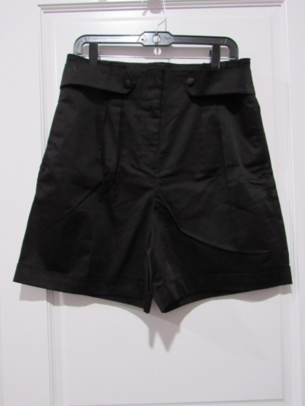 NY&Co High Rise Cuffed Shorts 10 NWT